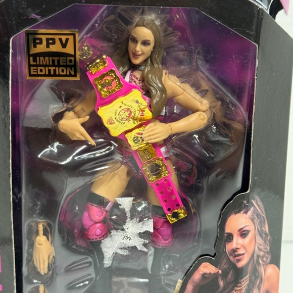MIB All Elite AEW Wrestling Target Dr. Britt Baker Figure 6” Scale PPV LMTD ED - Picture 5 of 7